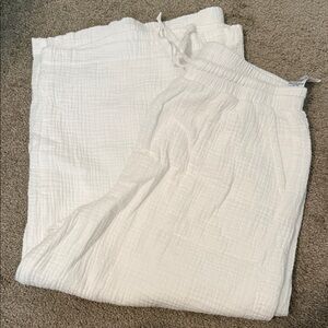 Splendid Gauze Cropped Lined Pants